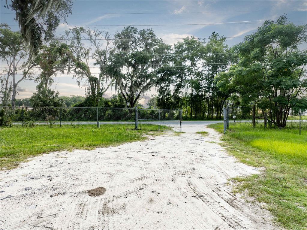 7301 Northwest Gainesville Road Ocala, FL 34475 - Photo 12 of 33