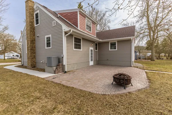 $239,900 | 105 Kentucky Avenue, Hoffman, MN 56339