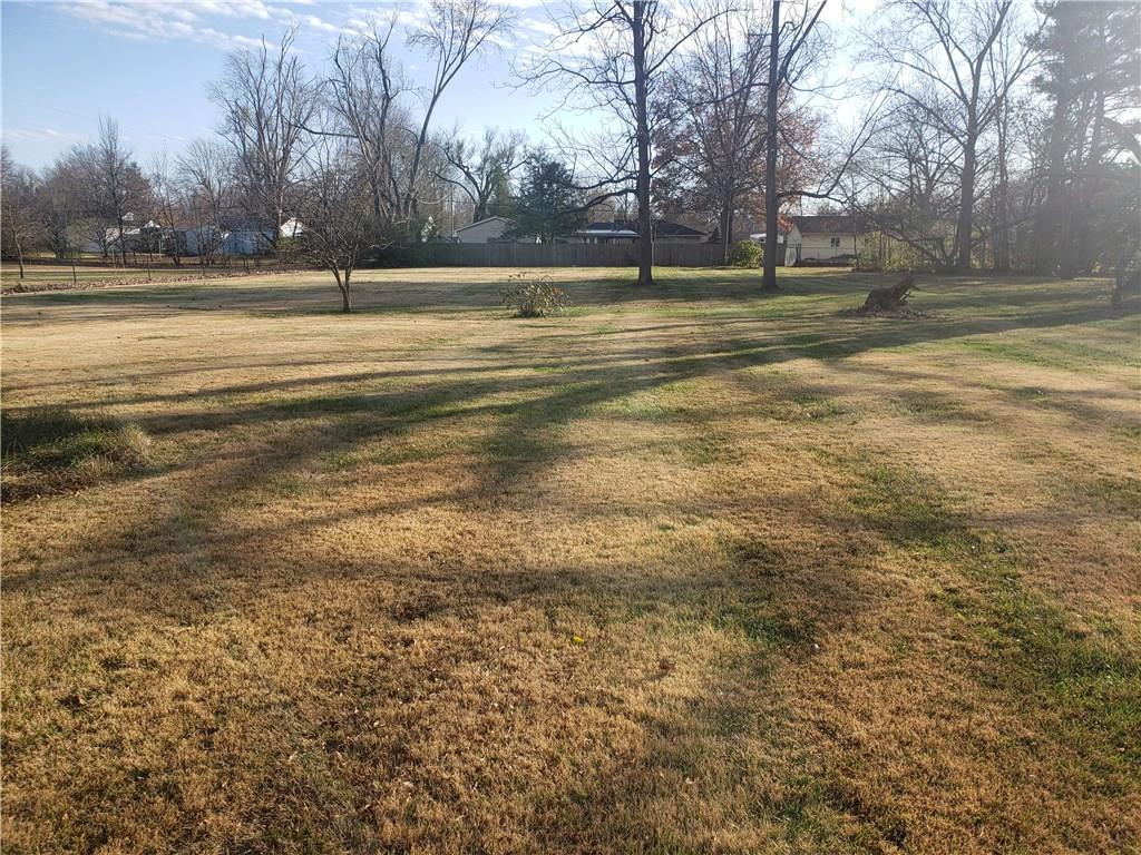 1621 Rocky Ford Road Columbus, IN 47203 - Photo 6 of 16 Gallery Image 6