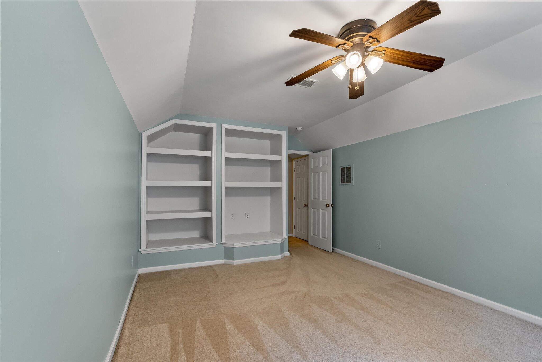 534 Pointe Of Oaks Road Summerville, SC 29485 - Photo 32 of 58 37-534 Pointe of Oaks_i_Lowcountry_Expos