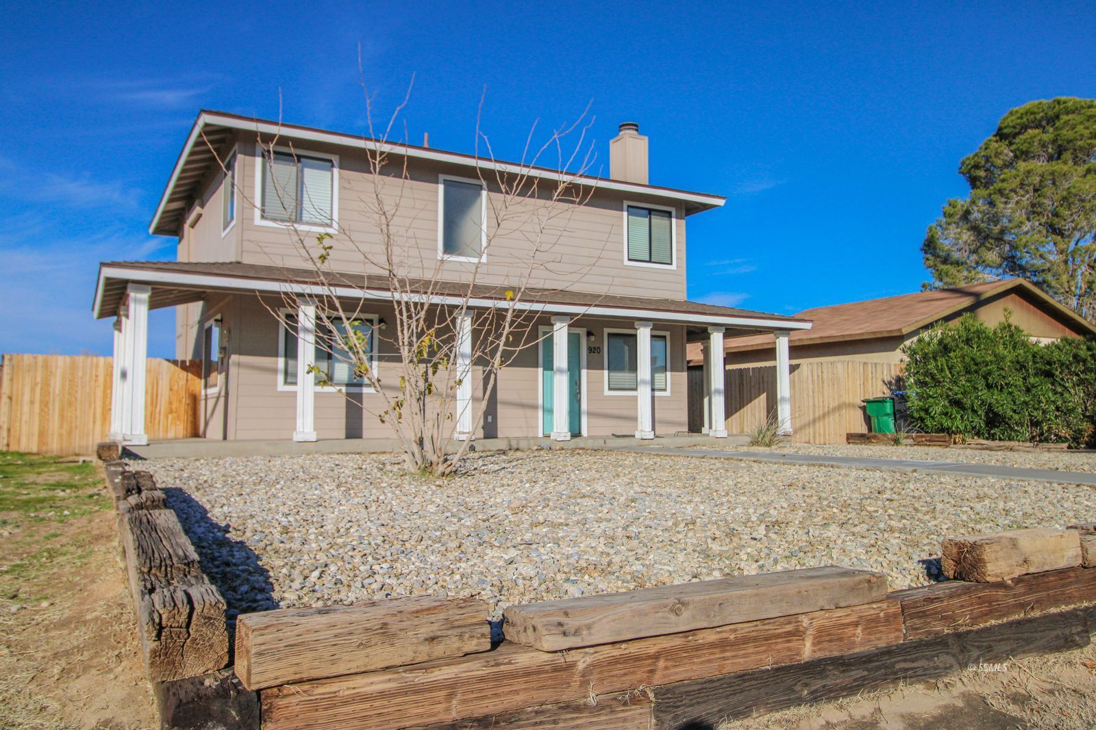920 East Church Avenue Ridgecrest, CA 93555 - Photo 2 of 36