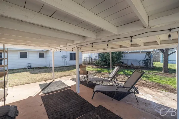 $1,800 | 834 Westmoreland Street, Abilene, TX 79603