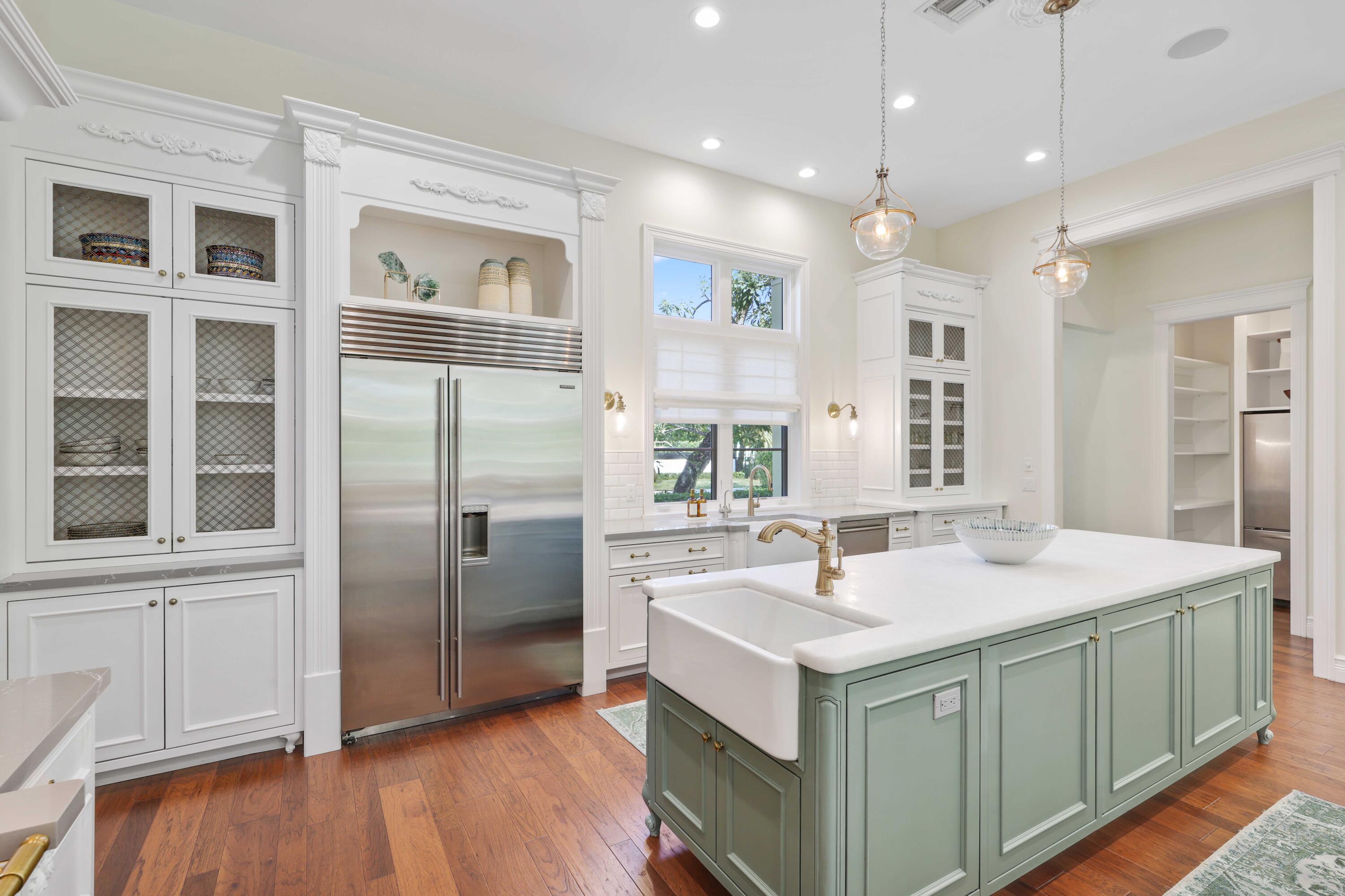 800 Northeast 4th Street Boca Raton, FL 33432 - Photo 12 of 51 Kitchen