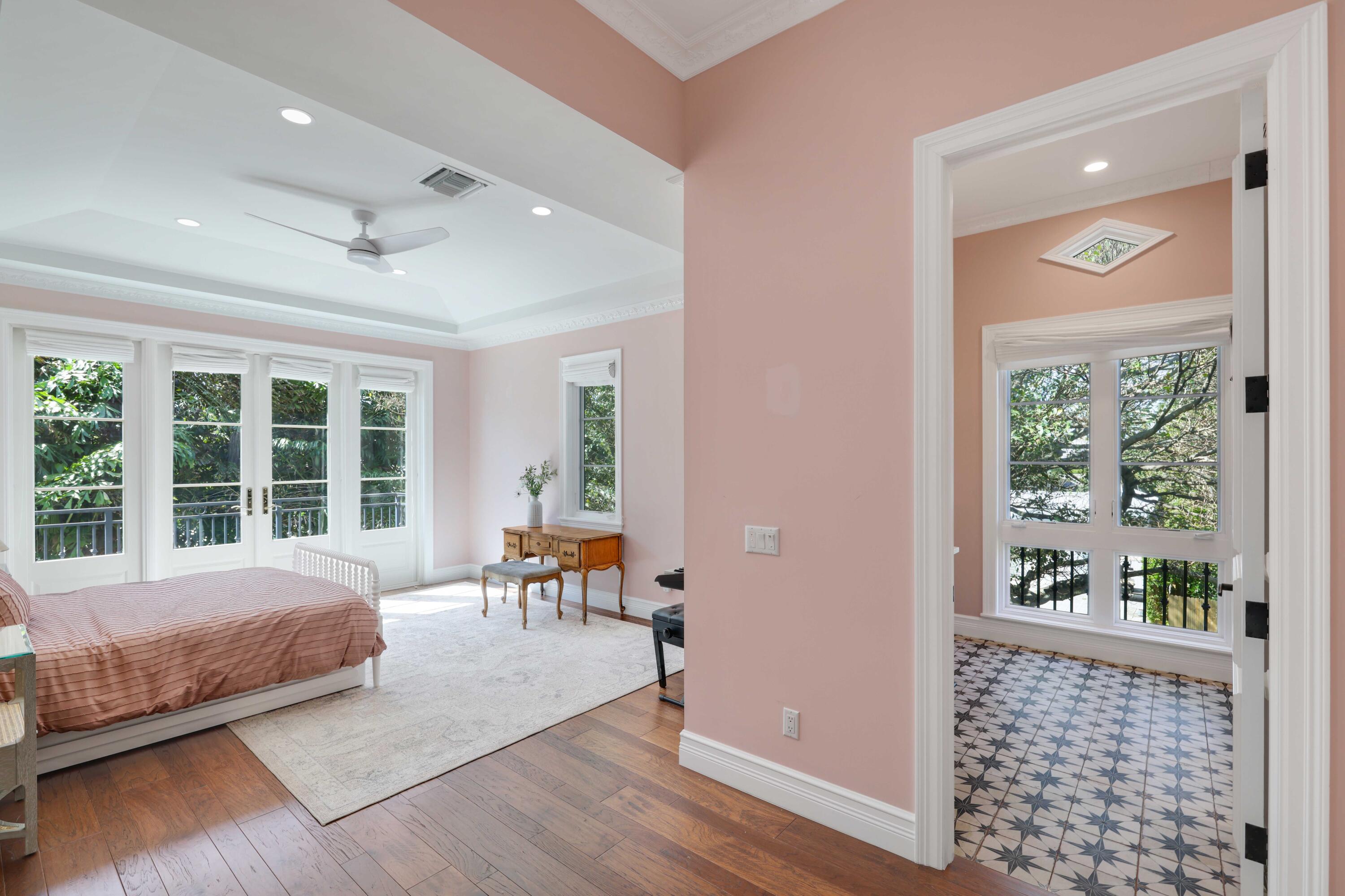 800 Northeast 4th Street Boca Raton, FL 33432 - Photo 29 of 51 Guest Suite