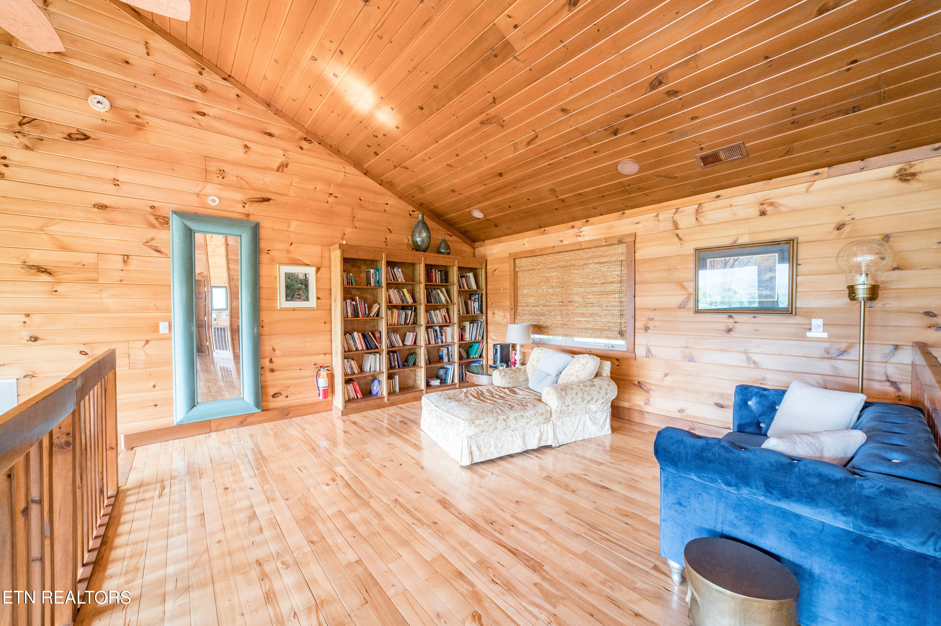 5055 Riversong Way Sevierville, TN 37876 - Photo 25 of 51 house2-34