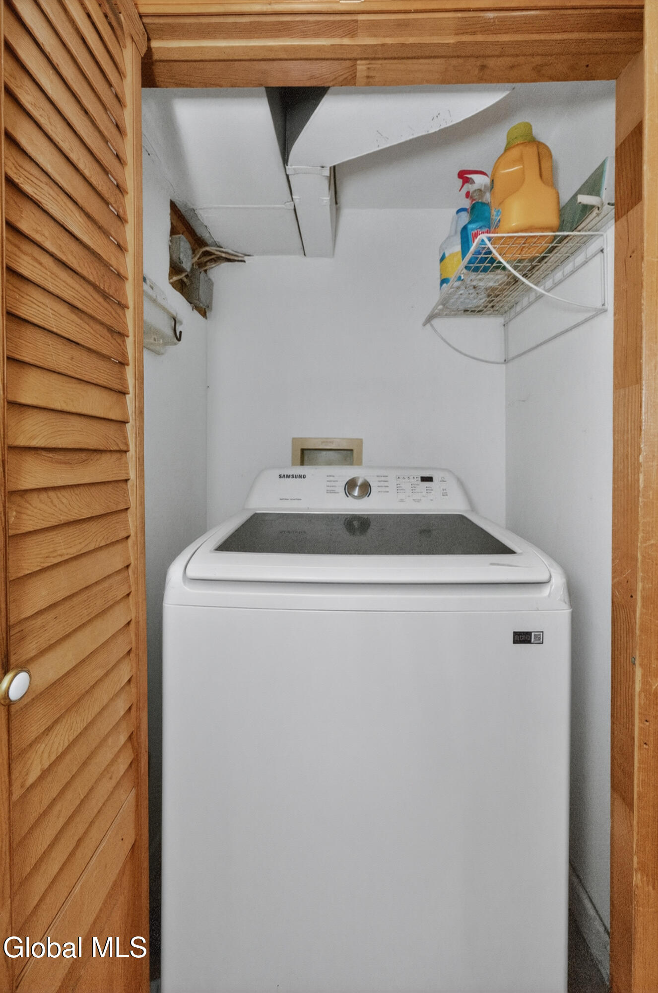 48 Schoolhouse Road Guilderland, NY 12203 - Photo 37 of 44 2 Apt Down 13