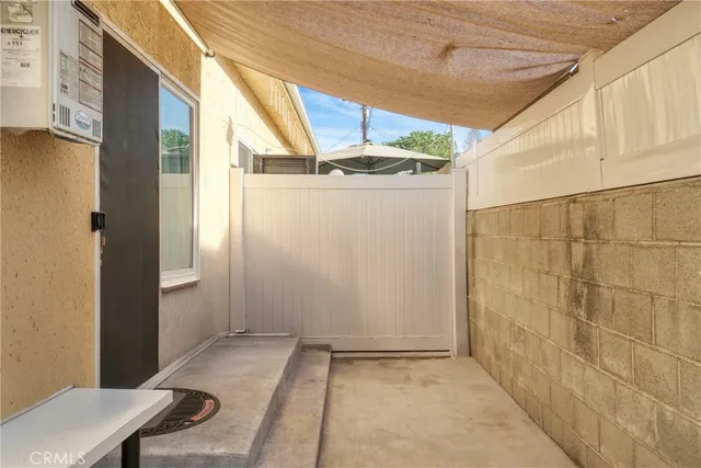 $1,290,000 | 7663 Shadyglade Avenue, North Hollywood, CA 91605