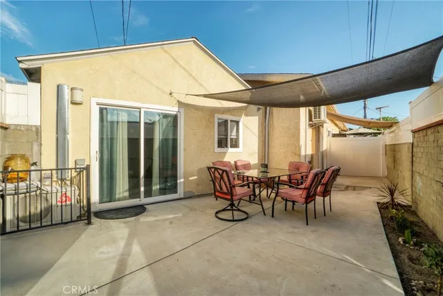 $1,290,000 | 7663 Shadyglade Avenue, North Hollywood, CA 91605
