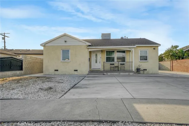 $1,290,000 | 7663 Shadyglade Avenue, North Hollywood, CA 91605