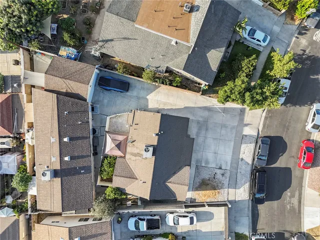 $1,290,000 | 7663 Shadyglade Avenue, North Hollywood, CA 91605