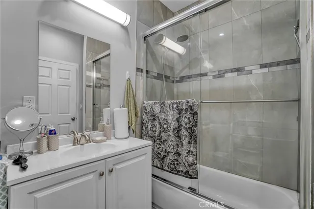 $1,290,000 | 7663 Shadyglade Avenue, North Hollywood, CA 91605