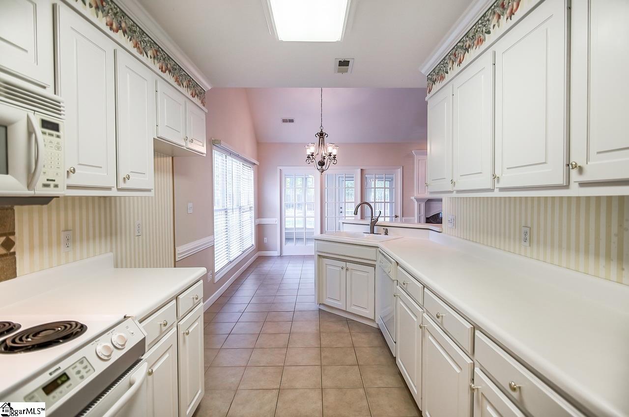 413 Rambling Rose Way Moore, SC 29369 - Photo 13 of 30