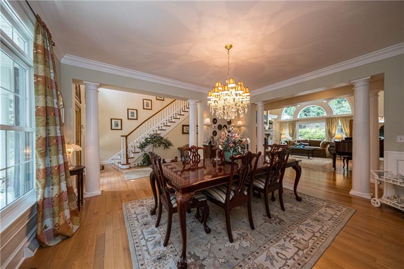736 Fairview Road Pittsburgh, PA 15238 - Photo 12 of 25 Gallery Image 12