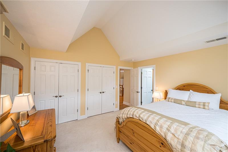 736 Fairview Road Pittsburgh, PA 15238 - Photo 17 of 25 Gallery Image 17