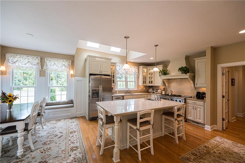 736 Fairview Road Pittsburgh, PA 15238 - Photo 6 of 25 Gallery Image 6