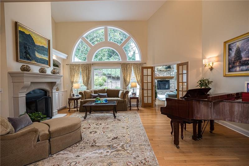 736 Fairview Road Pittsburgh, PA 15238 - Photo 10 of 25 Gallery Image 10