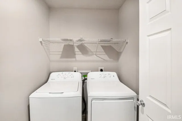 $369,900 | 2207 Miami Trail, Huntington, IN 46750