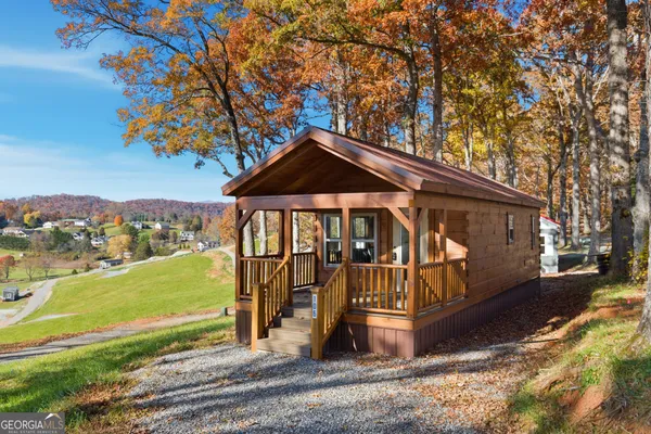 $269,900 | 527 Saunders Road, Franklin, NC 28734