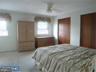 3310 Gurley Road Philadelphia, PA 19154 - Photo 8 of 11 Gallery Image 8