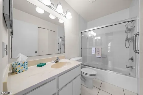$134,900 | 15448 Admiralty Circle, Unit 8, North Fort Myers, FL 33917