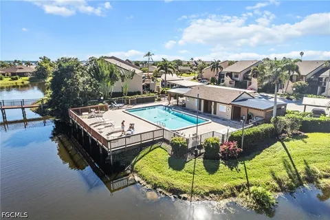 $134,900 | 15448 Admiralty Circle, Unit 8, North Fort Myers, FL 33917