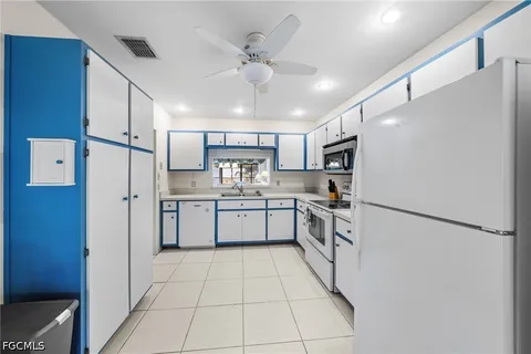 $134,900 | 15448 Admiralty Circle, Unit 8, North Fort Myers, FL 33917