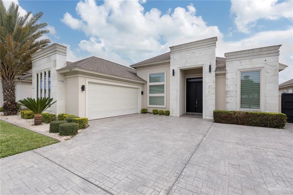 2521 South J Street McAllen, TX 78503 - Photo 1 of 32