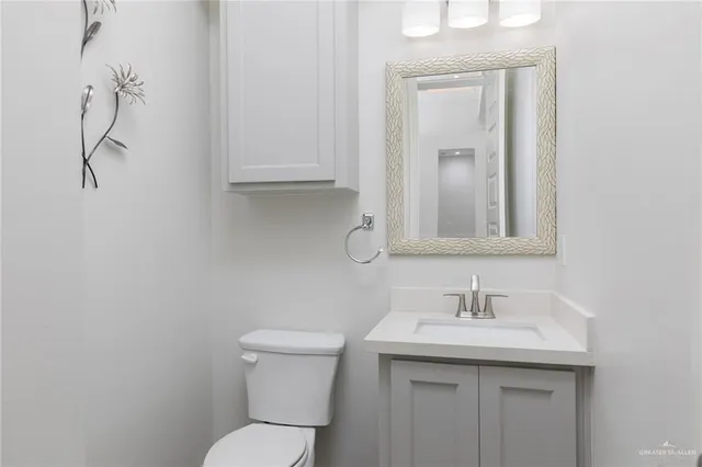 $3,800 | 2521 South J Street, McAllen, TX 78503