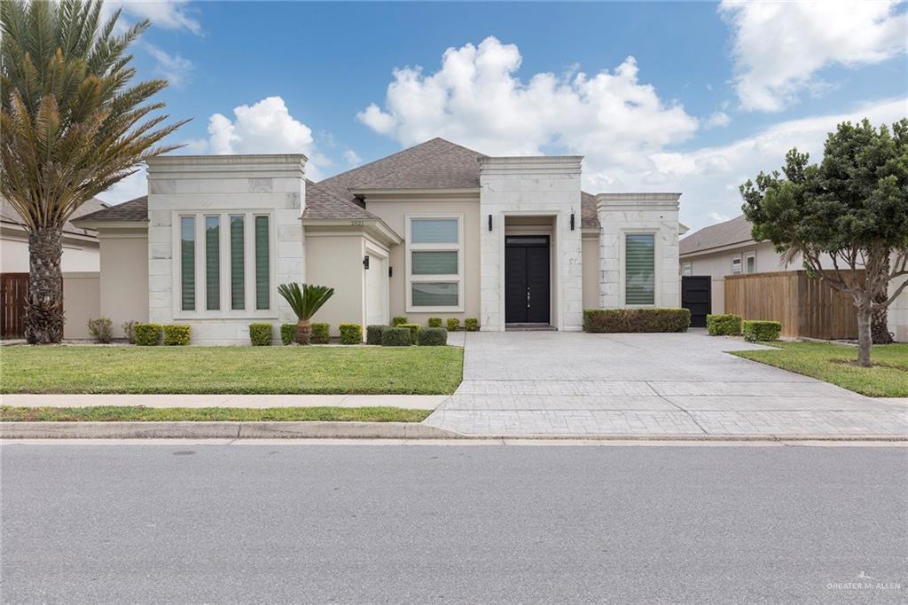 2521 South J Street McAllen, TX 78503 - Photo 2 of 32