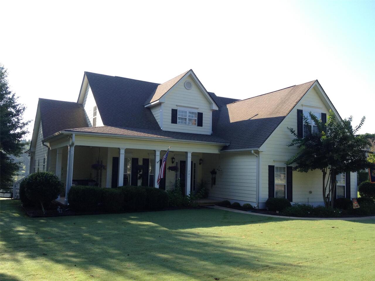 201 Castlewood Road Tyrone, GA 30290 - Photo 1 of 1 Gallery Image 1