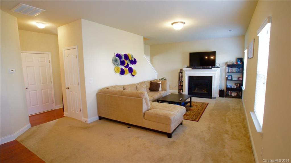 10923 Greenhead View Road Charlotte, NC 28262 - Photo 6 of 23 Gallery Image 6