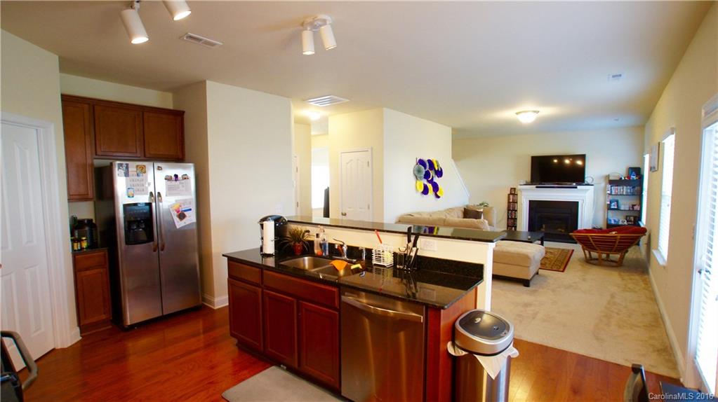 10923 Greenhead View Road Charlotte, NC 28262 - Photo 10 of 23 Gallery Image 10