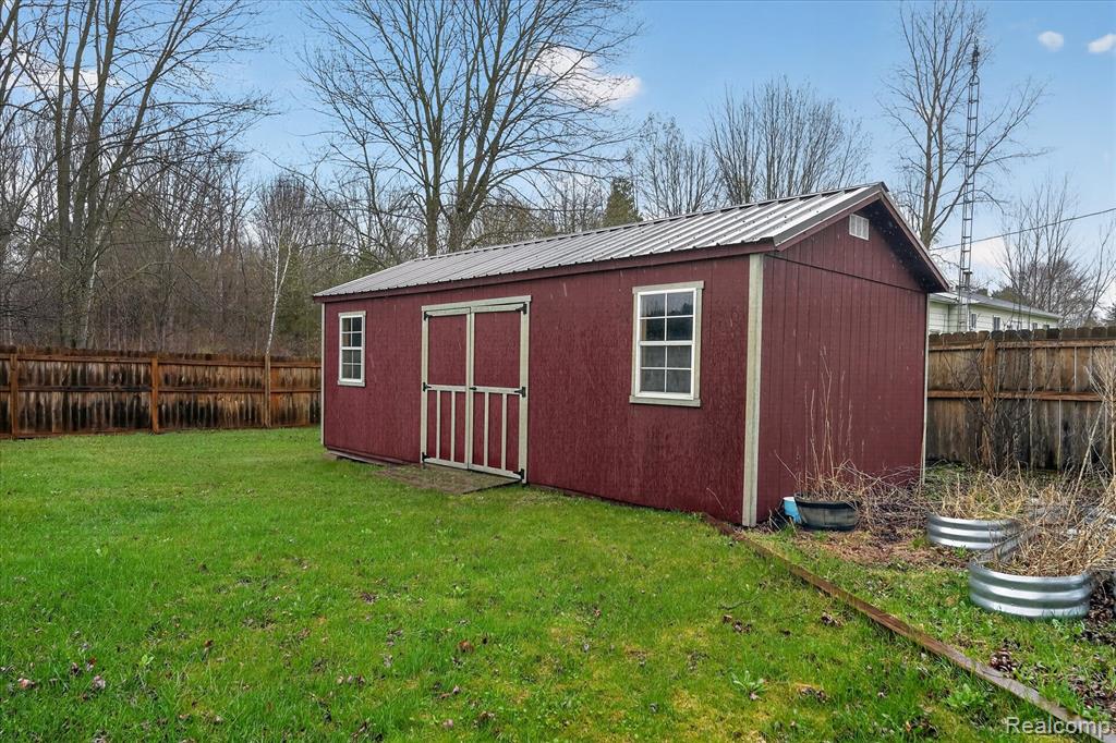 13508 Center Road Clio, MI 48420 - Photo 37 of 38