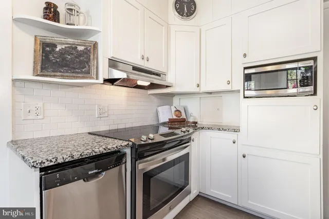 $299,700 | 804 North Plum Street, Lancaster, PA 17602