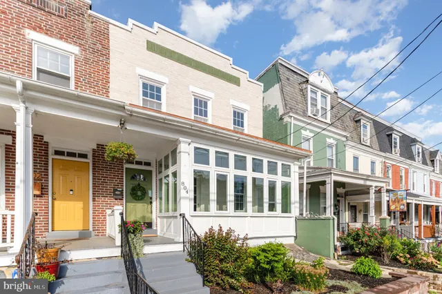$299,700 | 804 North Plum Street, Lancaster, PA 17602