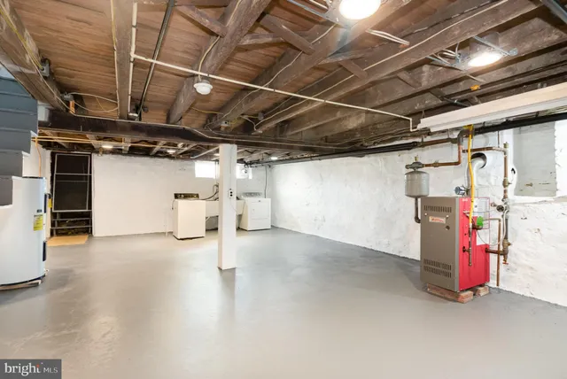 $299,700 | 804 North Plum Street, Lancaster, PA 17602