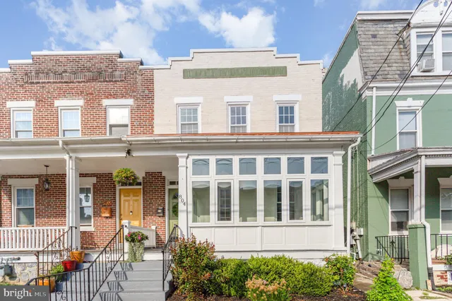 $299,700 | 804 North Plum Street, Lancaster, PA 17602