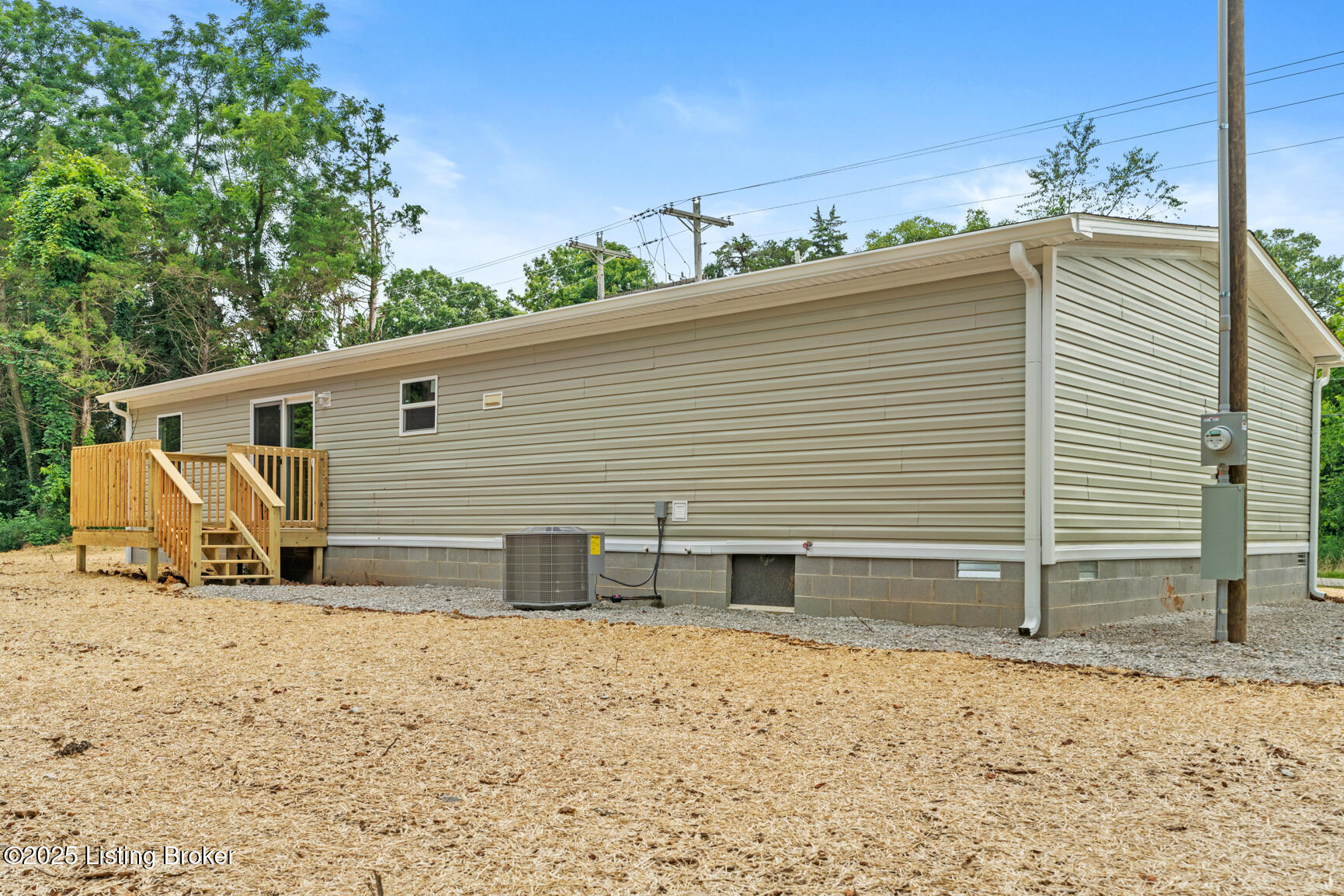 110 Hobbs Reesor Road Vine Grove, KY 40175 - Photo 9 of 33 DSC01320