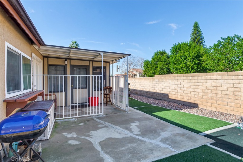 1065 Bascomb Drive Riverside, CA 92507 - Photo 16 of 26