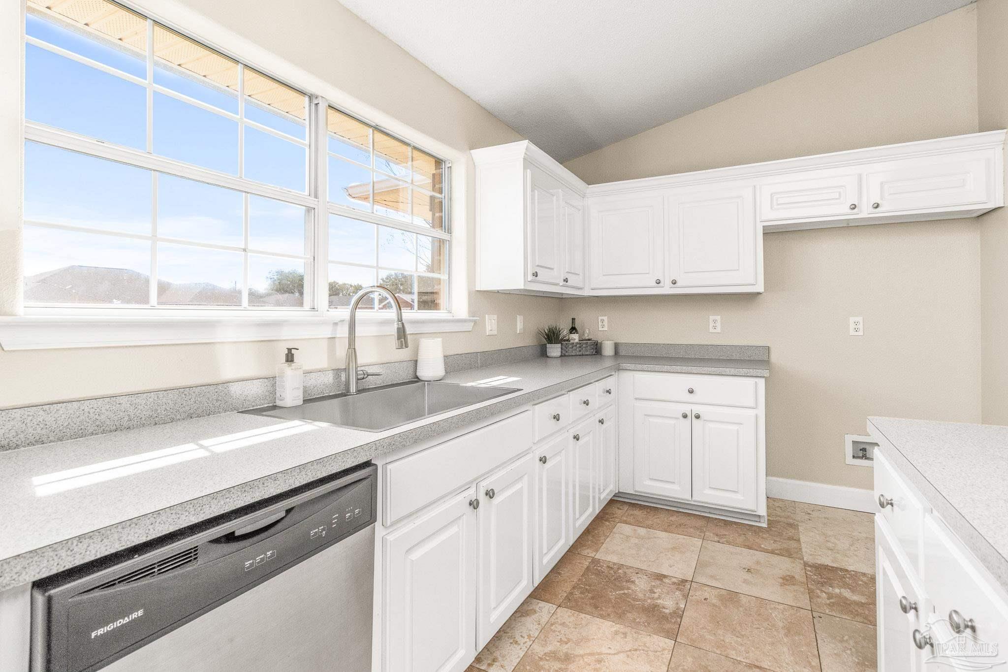 3928 High Bridge Drive Pace, FL 32571 - Photo 12 of 31