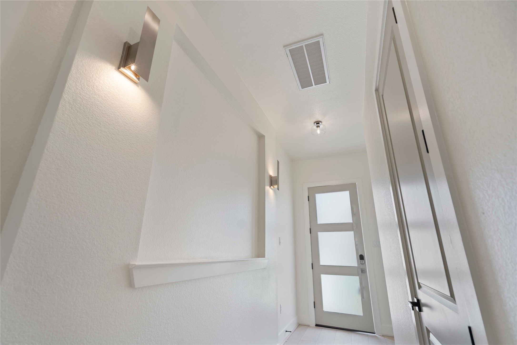 7977 Angus Street Houston, TX 77028 - Photo 2 of 14
