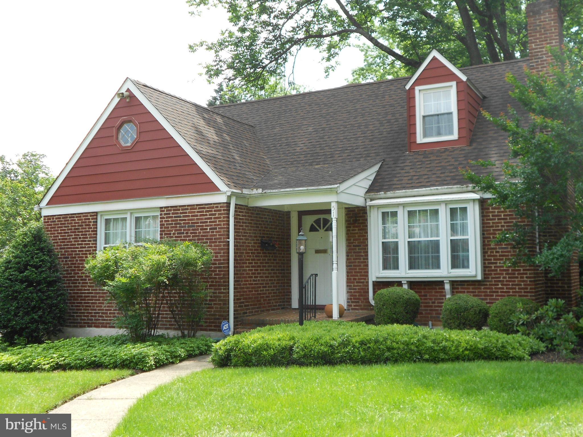 51 Dungarrie Road Baltimore, MD 21228 - Photo 2 of 30 Brick Cape Cod w/4BR/2.5BA