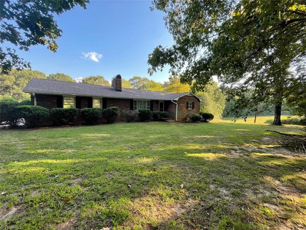 7910 Ketner Farm Road Rural Hall, NC 27045 - Photo 3 of 34