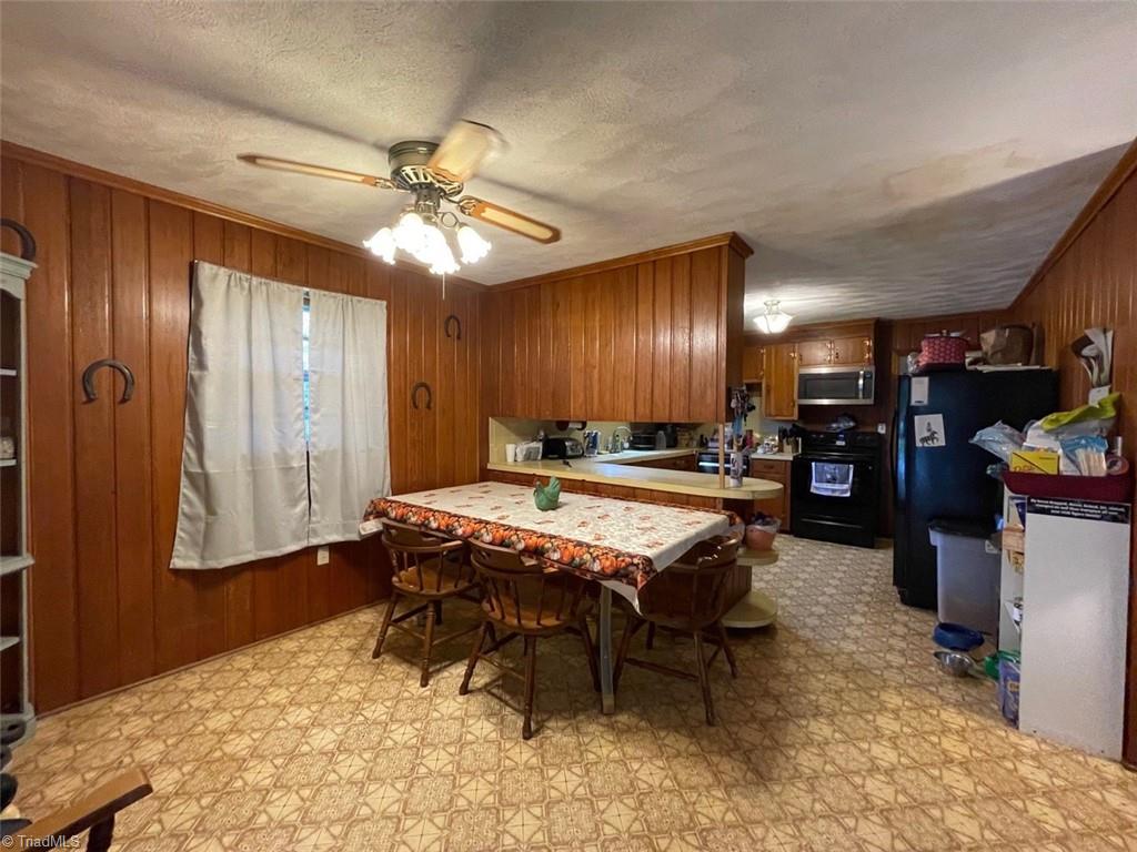 7910 Ketner Farm Road Rural Hall, NC 27045 - Photo 7 of 34