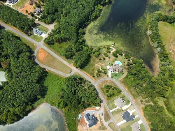 $350,000 | 0 Clubhouse Drive, Unit 64, Jasper, TN 37347