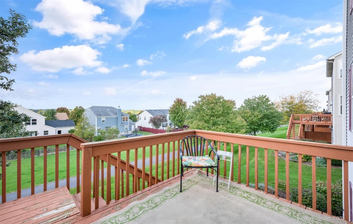 243 Grand Ridge Road St. Charles, IL 60175 - Photo 29 of 29 a view of a balcony with city view
