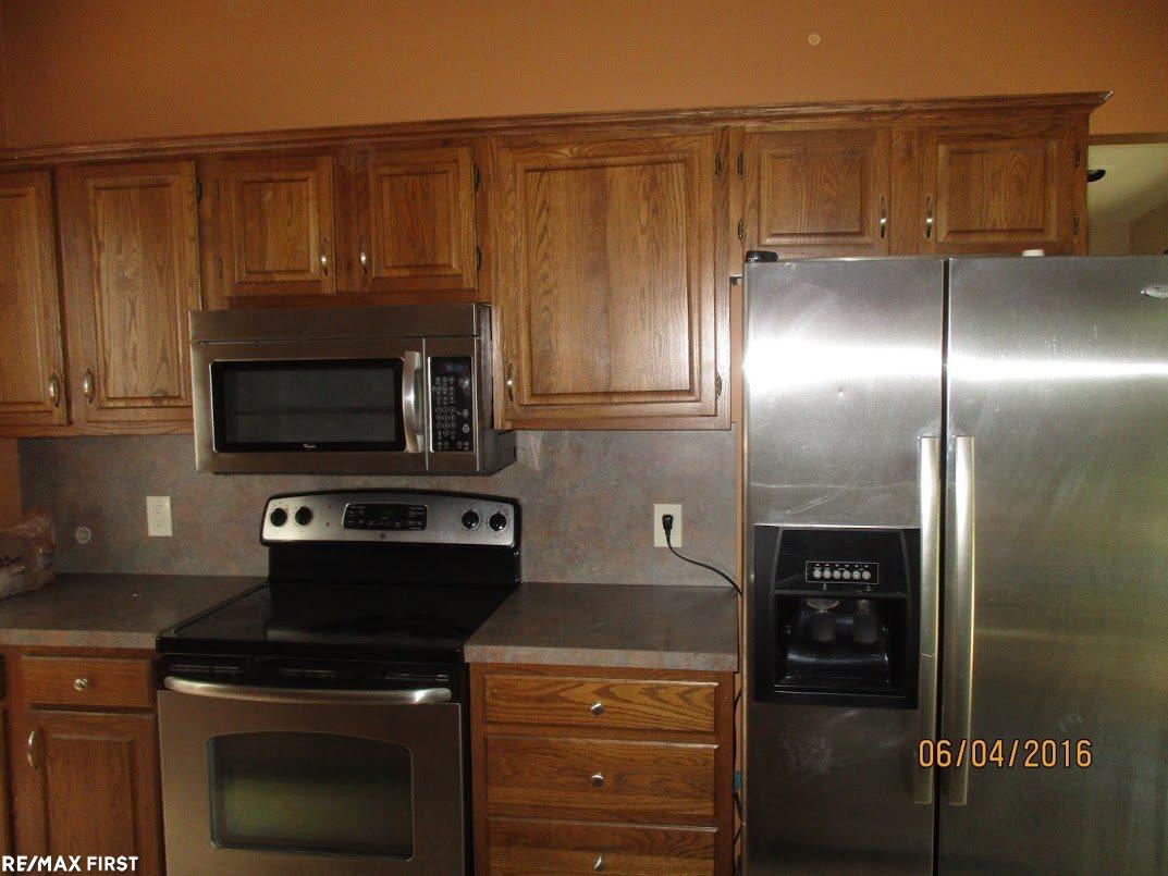 25809 Farmington Road Farmington Hills, MI 48335 - Photo 15 of 32