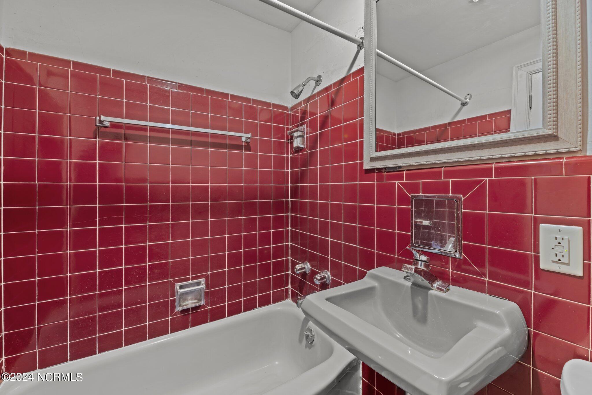 1807 Tryon Road New Bern, NC 28560 - Photo 17 of 33 CCARE