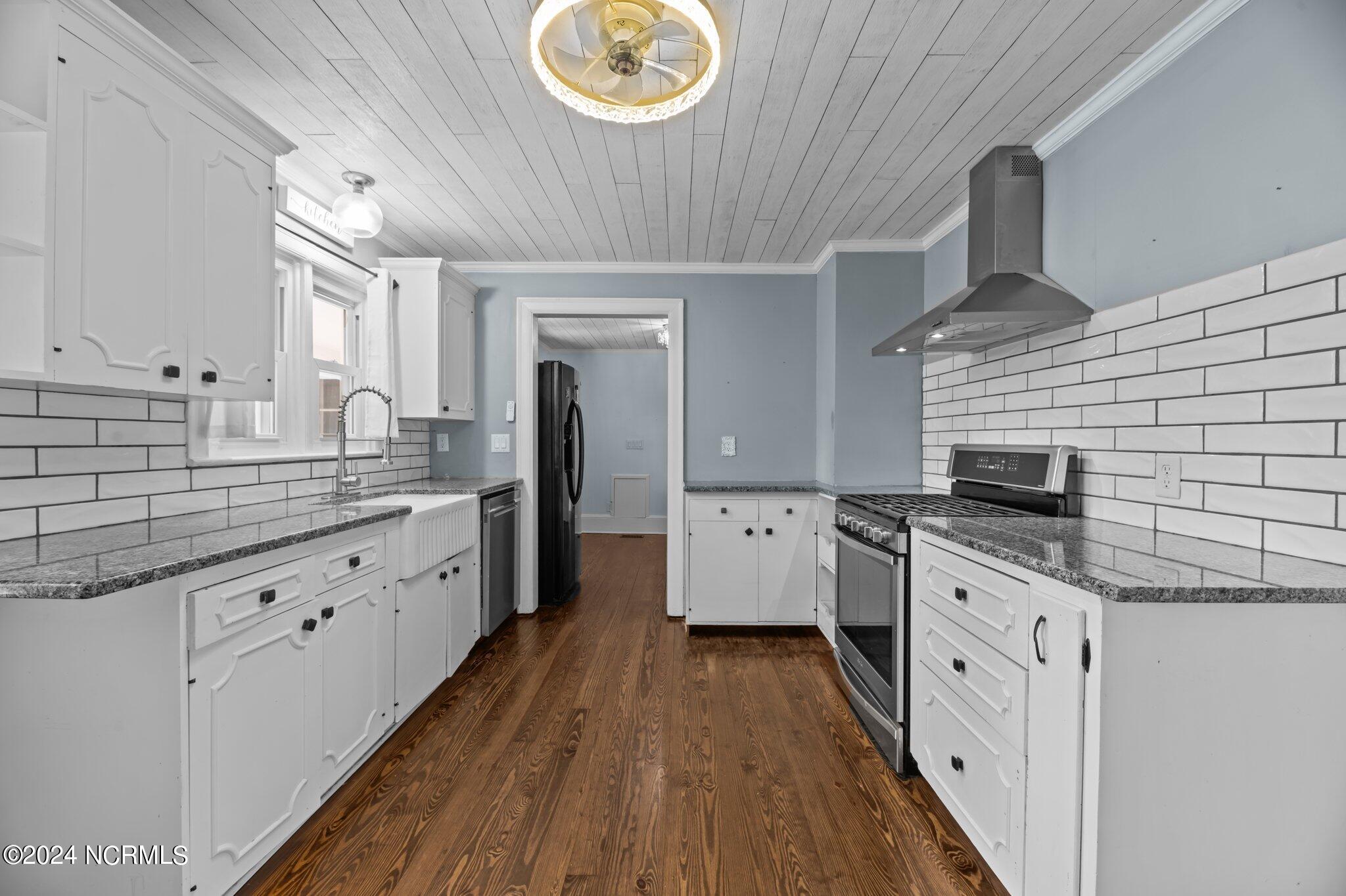 1807 Tryon Road New Bern, NC 28560 - Photo 10 of 33 CCARE