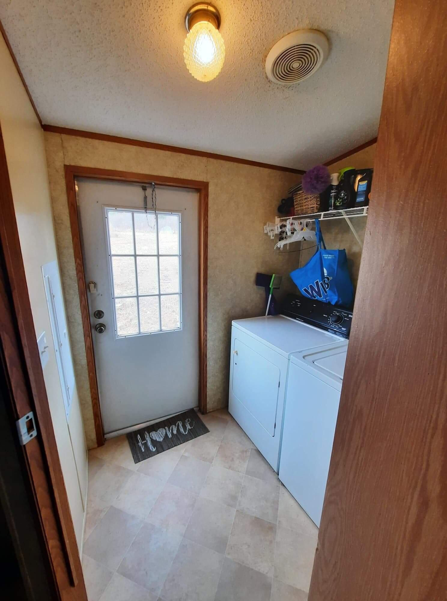 1565 Delta Valley Road Greeneville, TN 37745 - Photo 17 of 26 received_463080671543122